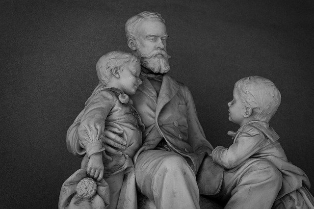 Free download Statue Black White Family -  free photo or picture to be edited with GIMP online image editor
