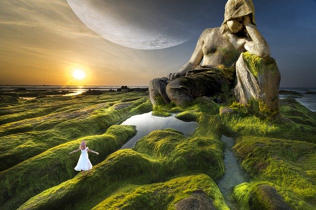 Gratis download Statue Moon Shore - gratis foto of afbeelding om te bewerken met GIMP online afbeeldingseditor