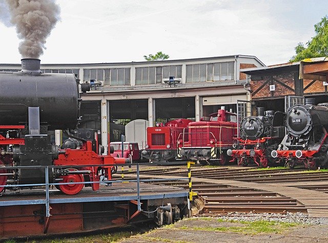 Muat turun percuma Steam Locomotive Diesel - foto atau gambar percuma untuk diedit dengan editor imej dalam talian GIMP