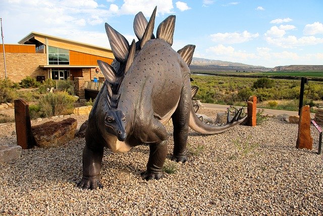 Free download Stegosaurus Statue -  free photo or picture to be edited with GIMP online image editor