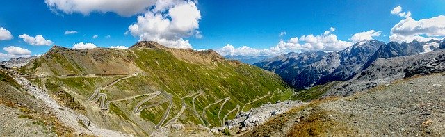 Download gratuito Montagne dello Stelvio Italia - foto o immagine gratuite gratuite da modificare con l'editor di immagini online GIMP