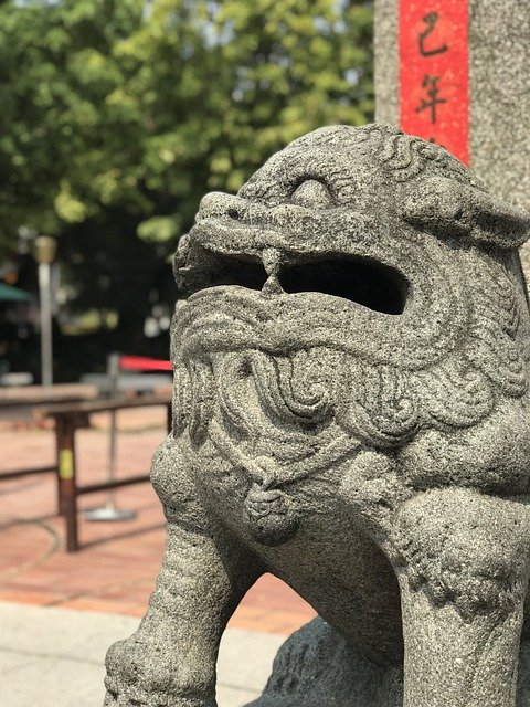 Free download Stone Lions 廟-Woo Shishi -  free photo or picture to be edited with GIMP online image editor
