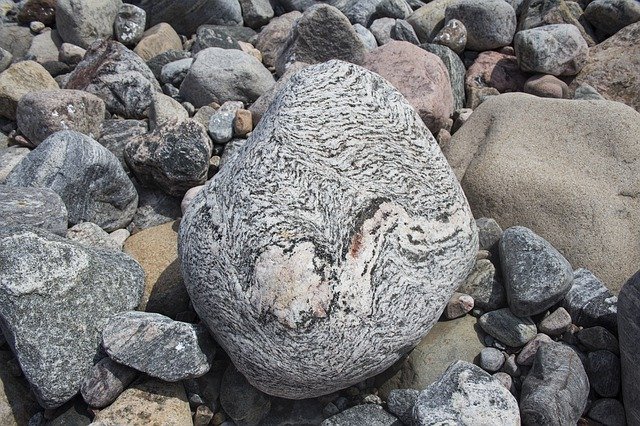 ດາວ​ໂຫຼດ​ຟຣີ Stones Granite Beach - ຮູບ​ພາບ​ຟຣີ​ຫຼື​ຮູບ​ພາບ​ທີ່​ຈະ​ໄດ້​ຮັບ​ການ​ແກ້​ໄຂ​ກັບ GIMP ອອນ​ໄລ​ນ​໌​ບັນ​ນາ​ທິ​ການ​ຮູບ​ພາບ​