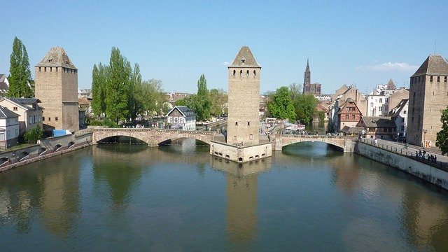 Download gratuito Torri di Strasburgo Alsace - foto o immagine gratis da modificare con l'editor di immagini online GIMP