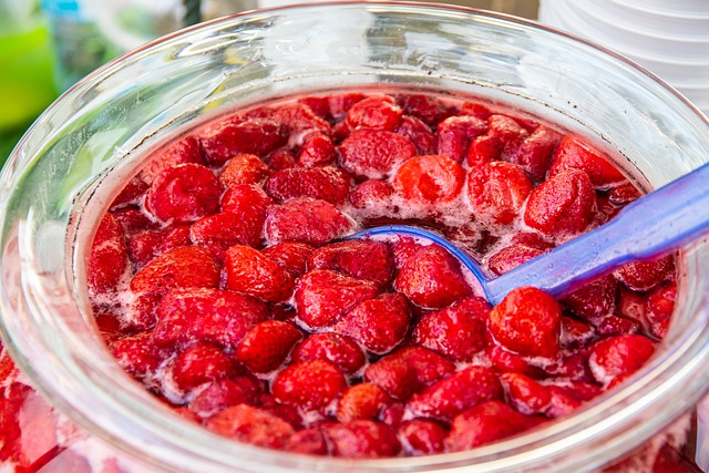 Téléchargement gratuit de l'image gratuite du buffet de gelée de baies de fraises à éditer avec l'éditeur d'images en ligne gratuit GIMP