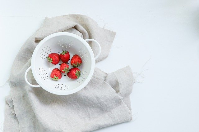 Téléchargement gratuit Fraises Flat Lay Strawberry - photo ou image gratuite à éditer avec l'éditeur d'images en ligne GIMP