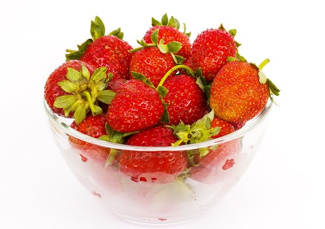 무료 다운로드 Strawberry Red Ripe - 무료 사진 또는 김프 온라인 이미지 편집기로 편집할 수 있는 사진