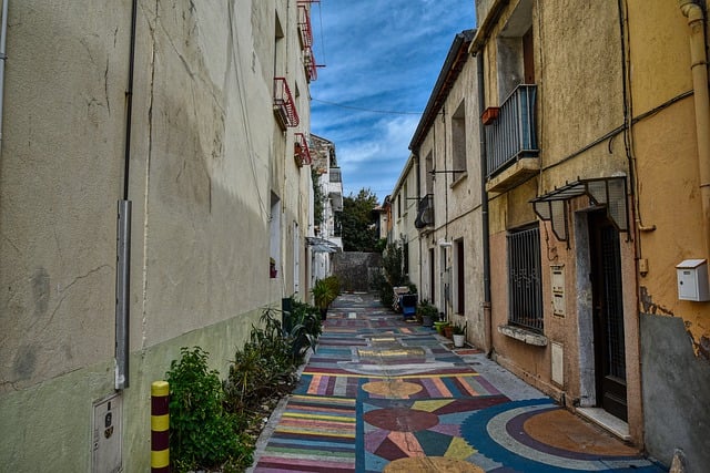 Free download street alley houses city facade free picture to be edited with GIMP free online image editor