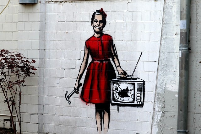Free download street art art painting wall girl free picture to be edited with GIMP free online image editor