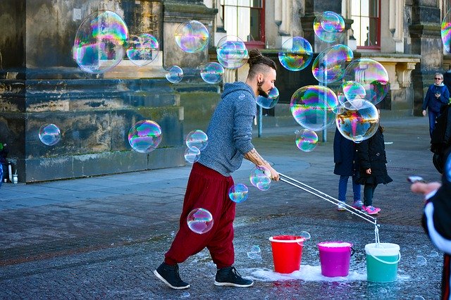 Free download Street Artist Bubble -  free photo or picture to be edited with GIMP online image editor