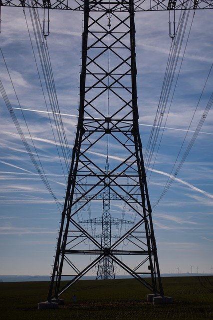 تنزيل Strommast Energy Electricity مجانًا - صورة مجانية أو صورة يتم تحريرها باستخدام محرر الصور عبر الإنترنت GIMP
