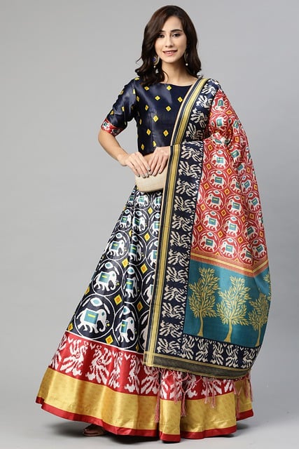 دانلود رایگان عکس مد لباس هند با سبک لباس مجلسی برای ویرایش با ویرایشگر تصویر آنلاین رایگان GIMP