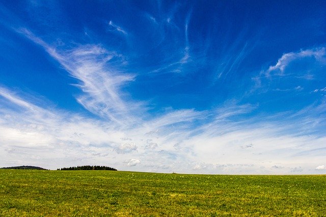 Téléchargement gratuit Summer Sky Meadow Blue - photo ou image gratuite à éditer avec l'éditeur d'images en ligne GIMP