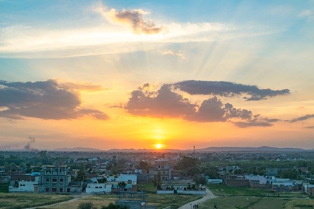 Tải xuống miễn phí Summer Sunset Rays - ảnh hoặc ảnh miễn phí được chỉnh sửa bằng trình chỉnh sửa ảnh trực tuyến GIMP