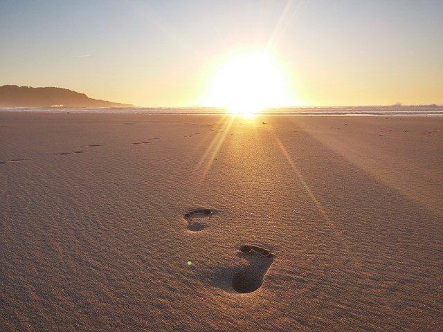 Bezpłatne pobieranie Sun Beach Sea - bezpłatne zdjęcie lub obraz do edycji za pomocą internetowego edytora obrazów GIMP