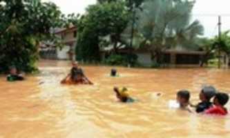 Free download Sungai Raya Aceh Banjir Tahun Baru free photo or picture to be edited with GIMP online image editor