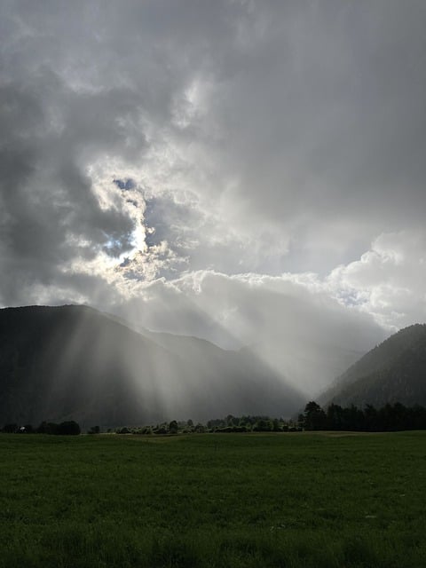 Free download sun rays mountains scenery summer free picture to be edited with GIMP free online image editor