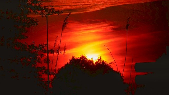 Téléchargement gratuit de Sun Red Sunset - photo ou image gratuite à modifier avec l'éditeur d'images en ligne GIMP