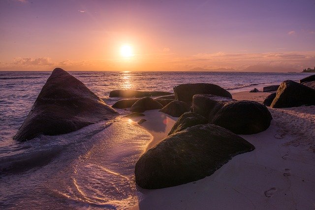 Free download Sunrise Beach -  free photo or picture to be edited with GIMP online image editor