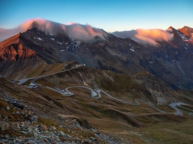 Muat turun percuma Sunrise Fog Clouds - foto atau gambar percuma untuk diedit dengan editor imej dalam talian GIMP