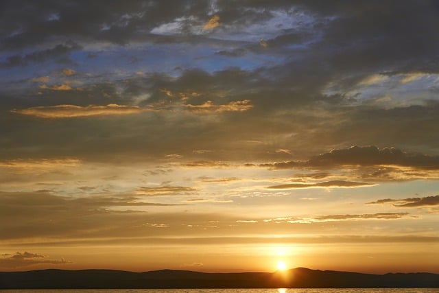 Free download sunrise lake water wave horizon free picture to be edited with GIMP free online image editor