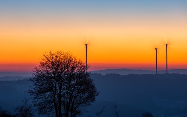 Descărcare gratuită imaginea gratuită a energiei eoliene peisaj răsărit pentru a fi editată cu editorul de imagini online gratuit GIMP