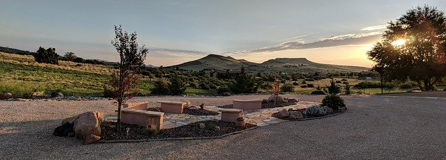 ດາວ​ໂຫຼດ​ຟຣີ Sunrise Mountains ທໍາ​ມະ​ຊາດ - ຟຣີ​ຮູບ​ພາບ​ຫຼື​ຮູບ​ພາບ​ທີ່​ຈະ​ໄດ້​ຮັບ​ການ​ແກ້​ໄຂ​ທີ່​ມີ GIMP ອອນ​ໄລ​ນ​໌​ບັນ​ນາ​ທິ​ການ​ຮູບ​ພາບ​