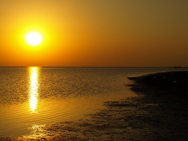日の出日没海を無料でダウンロード-GIMPオンラインイメージエディターで編集できる無料の写真または画像