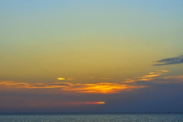 Free download sun sea sunrise horizon twilight free picture to be edited with GIMP free online image editor