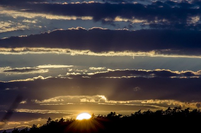 Muat turun percuma Sunset Atmosphere Heaven - foto atau gambar percuma untuk diedit dengan editor imej dalam talian GIMP