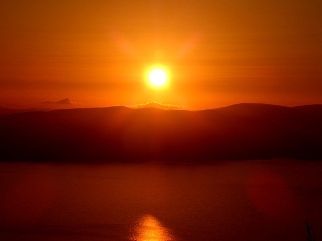 ดาวน์โหลดฟรี Sunset Brac Biokovo - ภาพถ่ายหรือรูปภาพฟรีที่จะแก้ไขด้วยโปรแกรมแก้ไขรูปภาพออนไลน์ GIMP