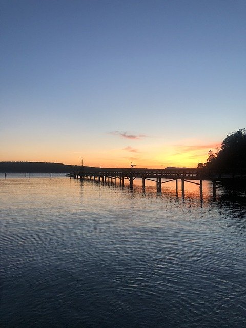 ดาวน์โหลดฟรี Sunset Dock Lake - ภาพถ่ายหรือรูปภาพฟรีที่จะแก้ไขด้วยโปรแกรมแก้ไขรูปภาพออนไลน์ GIMP