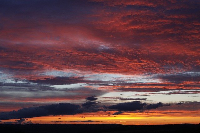 הורדה חינם של Sunset Dramatic Clouds - תמונה או תמונה בחינם לעריכה עם עורך התמונות המקוון GIMP