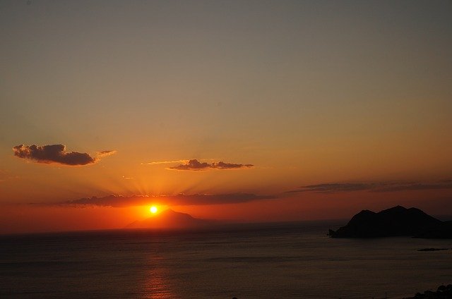 Download gratuito Sunset Greece Landscape: foto o immagini gratuite da modificare con l'editor di immagini online GIMP