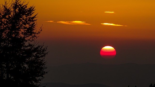 Бесплатно скачать Закат Горизонт Природа - бесплатную фотографию или картинку для редактирования с помощью онлайн-редактора изображений GIMP