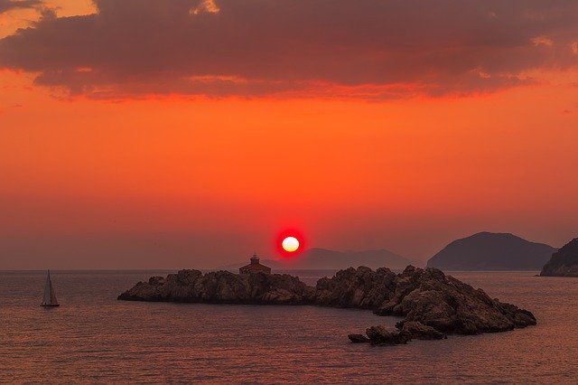 Gratis download Sunset Island Dubrovnik - gratis foto of afbeelding om te bewerken met GIMP online afbeeldingseditor