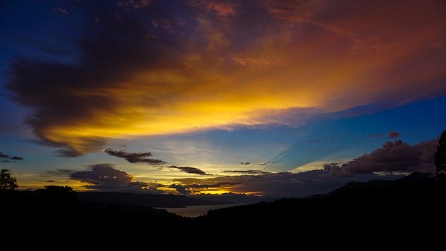 Descărcare gratuită Sunset Landscape Photos The - fotografie sau imagini gratuite pentru a fi editate cu editorul de imagini online GIMP