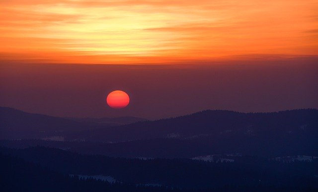 Bezpłatne pobieranie Sunset Landscape Twilight - bezpłatne zdjęcie lub obraz do edycji za pomocą internetowego edytora obrazów GIMP