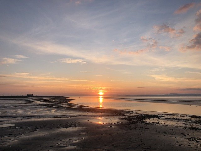 Descărcare gratuită Sunset Morecambe Bay Lancashire - fotografie sau imagini gratuite pentru a fi editate cu editorul de imagini online GIMP