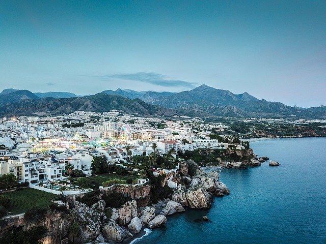 Descarga gratuita Sunset Nerja Fair - foto o imagen gratuita para editar con el editor de imágenes en línea GIMP