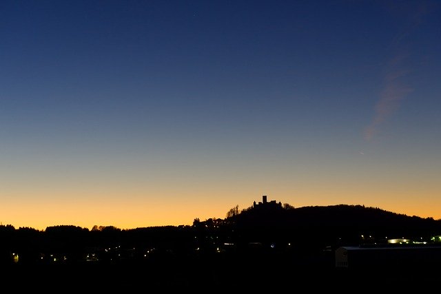 Kostenloser Download Sunset Skyline Building - kostenloses Foto oder Bild zur Bearbeitung mit GIMP Online-Bildbearbeitung