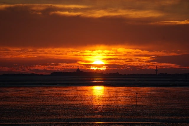 Free download sun sky sea reflection sunset free picture to be edited with GIMP free online image editor