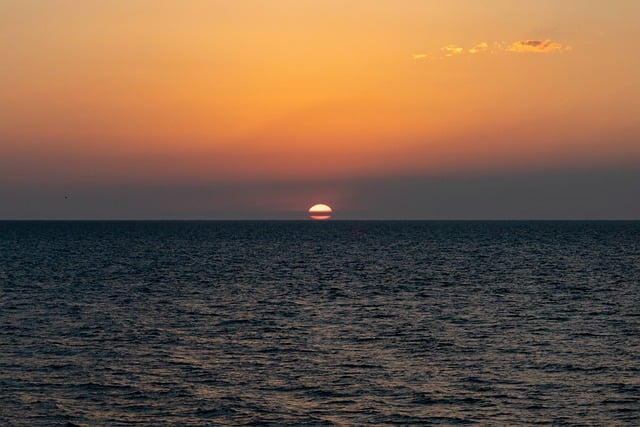 Free download sun sunset sea sky view clouds free picture to be edited with GIMP free online image editor