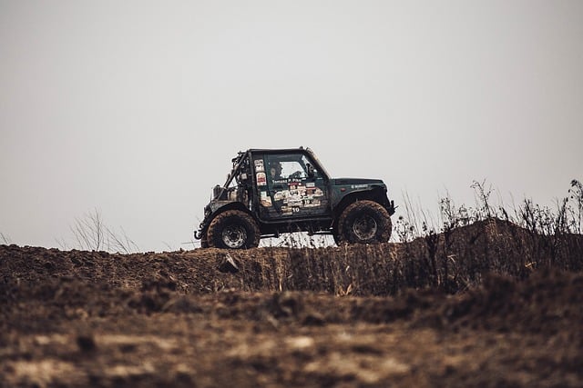 Free download suv mud water car automatic rally free picture to be edited with GIMP free online image editor