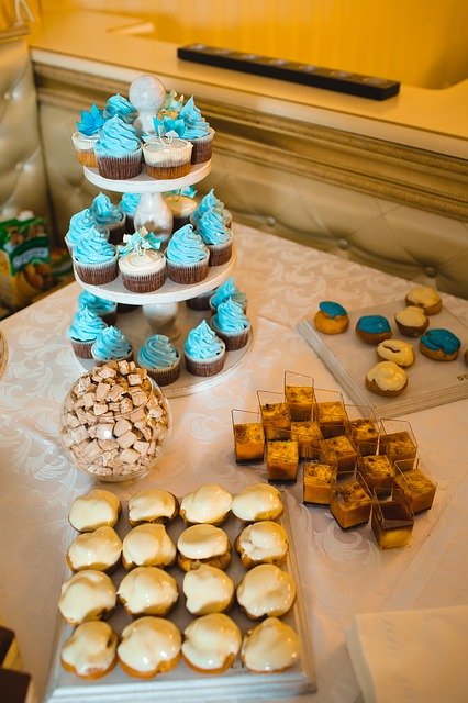 甘いカップケーキデザートを無料でダウンロード-GIMPオンラインイメージエディターで編集できる無料の写真または画像