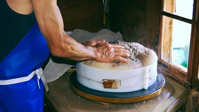 Descărcare gratuită Switzerland Cheese Dairy Craft - fotografie sau imagini gratuite pentru a fi editate cu editorul de imagini online GIMP