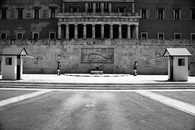 Kostenloser Download Syntagma Black And White Summer - kostenloses Foto oder Bild zur Bearbeitung mit GIMP Online-Bildbearbeitung