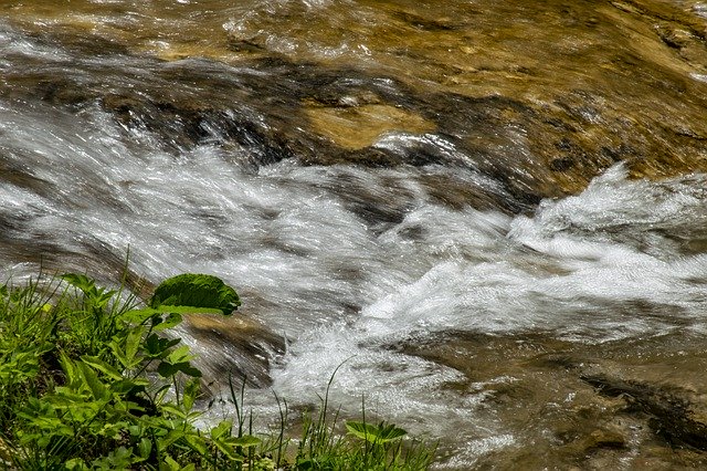 Unduh gratis Szalajka Valley Stream Water - foto atau gambar gratis untuk diedit dengan editor gambar online GIMP