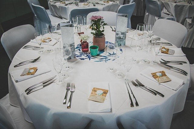 تنزيل Table Wedding Decoration مجانًا - صورة مجانية أو صورة مجانية ليتم تحريرها باستخدام محرر الصور عبر الإنترنت GIMP