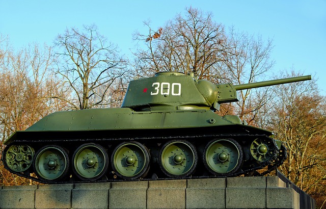 Free download tank t 34 76 second world war fallen free picture to be edited with GIMP free online image editor